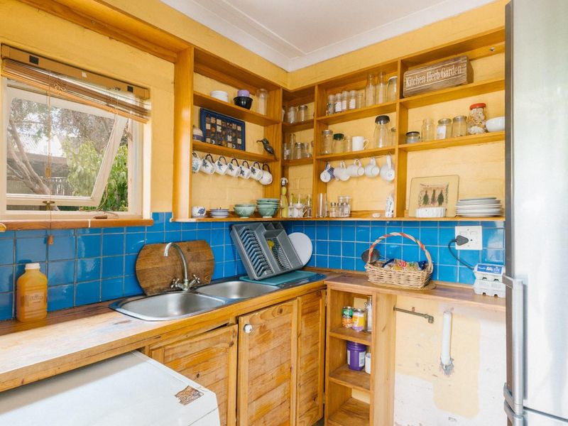 Character Home For Sale In Magical McGregor. - Photo 8