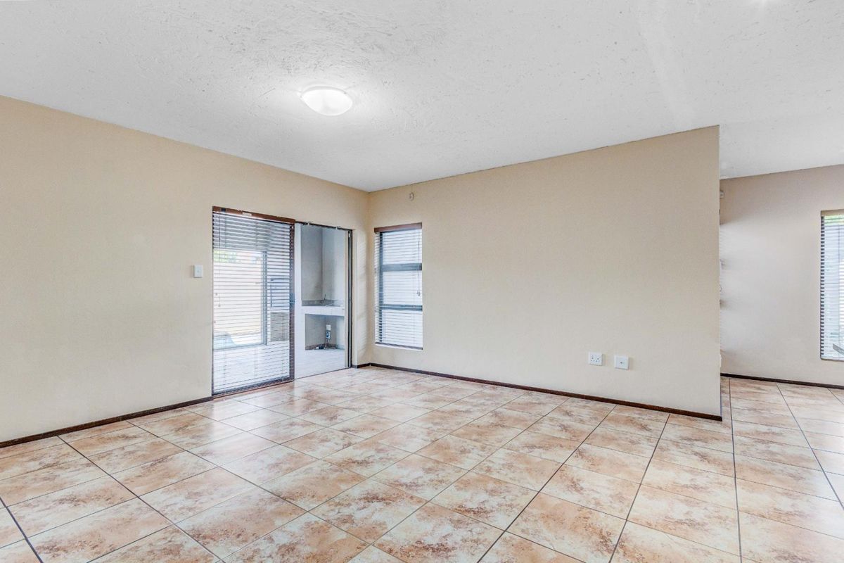 Income from Day One: Tenanted with Guaranteed returns - Photo 3