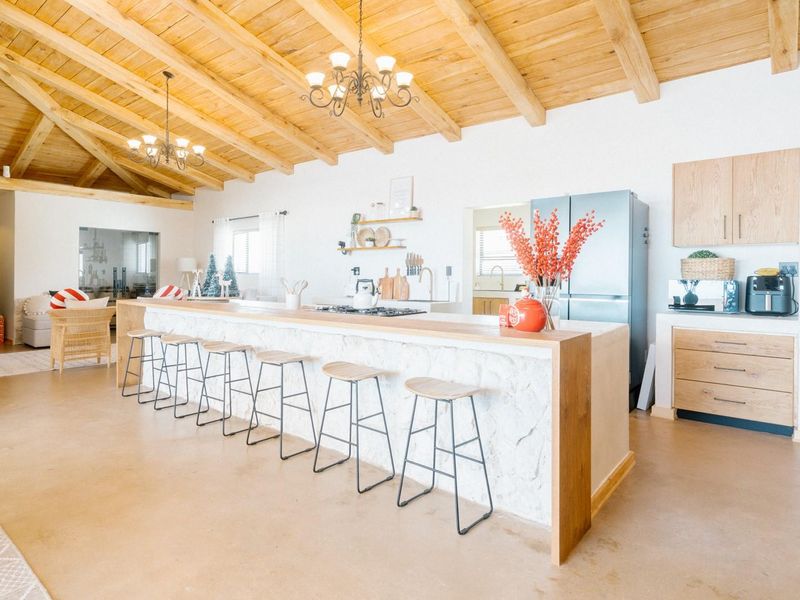 A Breath-Taking Masterpiece in Prestigious Upper Myburgh Park - Photo 3