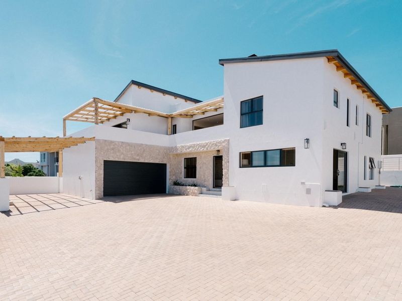 A Breath-Taking Masterpiece in Prestigious Upper Myburgh Park - Photo 1