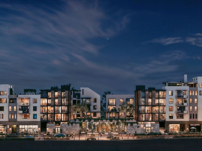 Elevated luxury with panoramic Winelands views - Photo 3