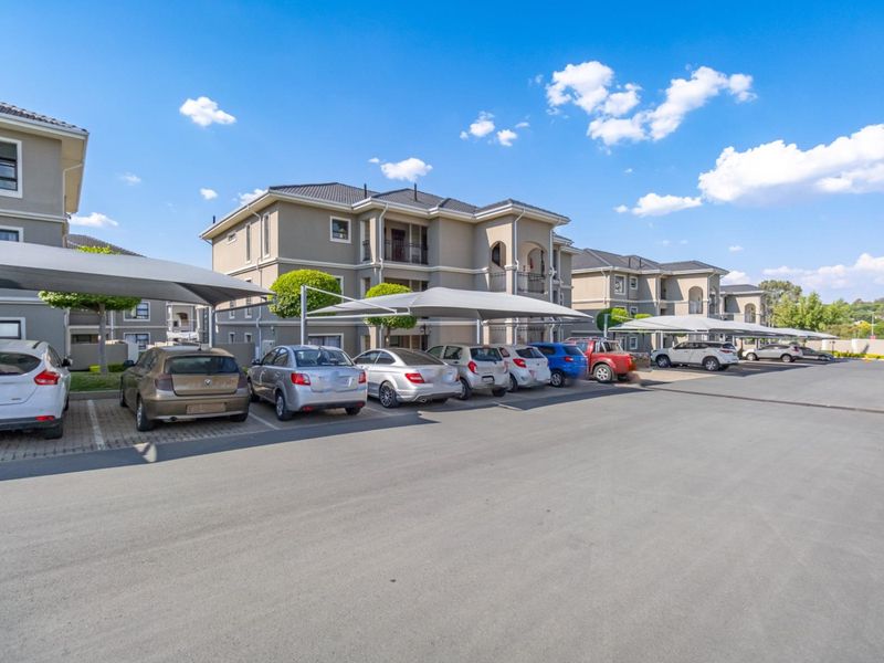 Smart, Stylish and Fun - 1-Bed Palm View Estate - Photo 2