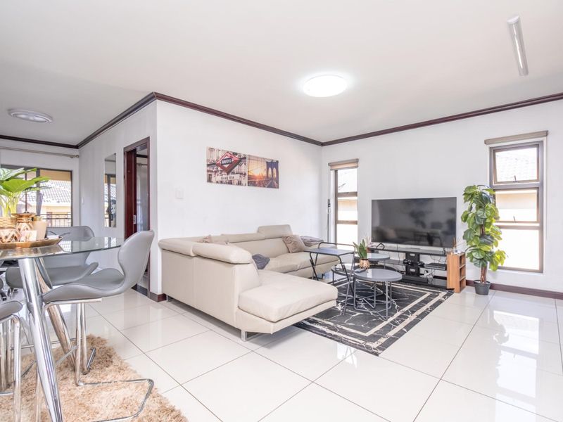 Smart, Stylish and Fun - 1-Bed Palm View Estate - Photo 3