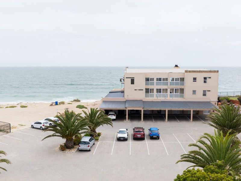 Prime Beachfront Boutique Hotel and Restaurant - Laaiplek, West Coast - Photo 4