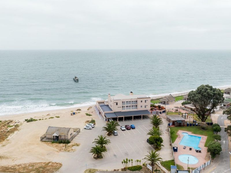 Prime Beachfront Boutique Hotel and Restaurant - Laaiplek, West Coast - Photo 7