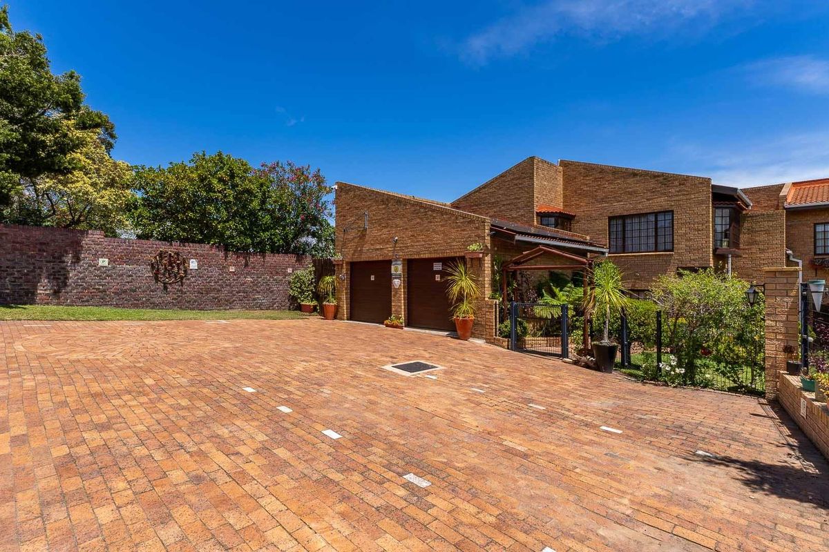 OPPORTUNITY NOT TO BE MISSED! - Photo 2