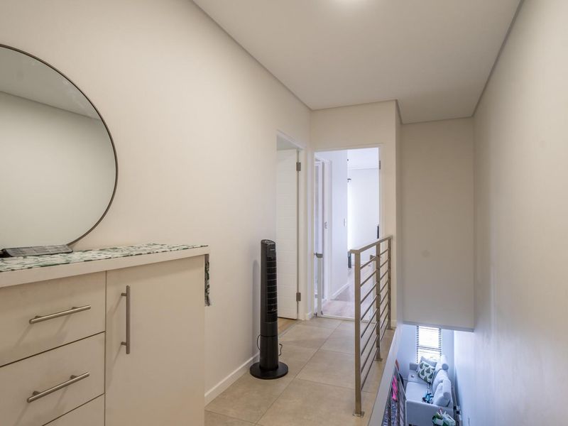 Modern 3-Bedroom Duplex in Honeydew Country Estate for Sale - Photo 9