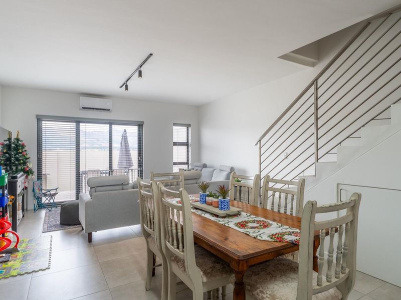 Modern 3-Bedroom Duplex in Honeydew Country Estate for Sale - Photo 7