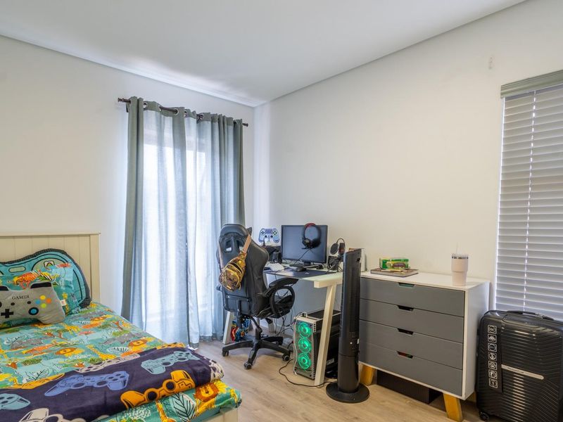 Modern 3-Bedroom Duplex in Honeydew Country Estate for Sale - Photo 10