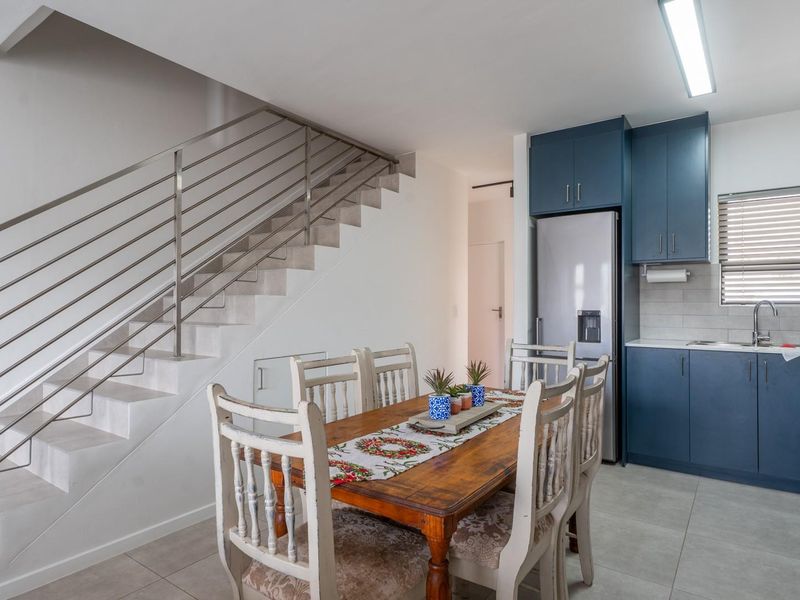 Modern 3-Bedroom Duplex in Honeydew Country Estate for Sale - Photo 4