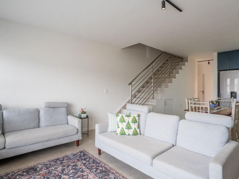 Modern 3-Bedroom Duplex in Honeydew Country Estate for Sale - Photo 3