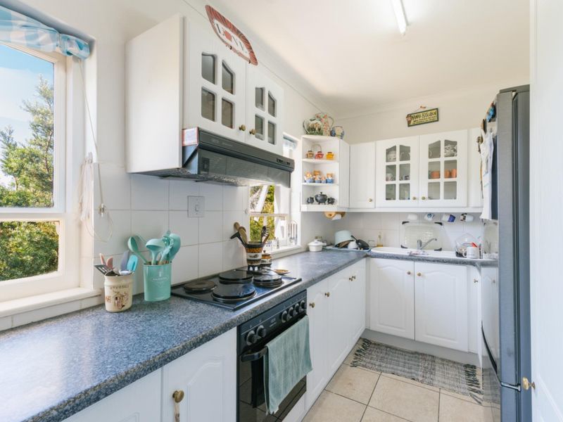 Landmark Opportunity: A Historic Victorian Gem in the Commercial Heart of Knysna - Photo 10
