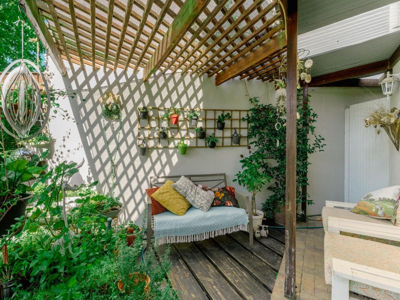 Character and Charm! - Sole Mandate - Photo 4