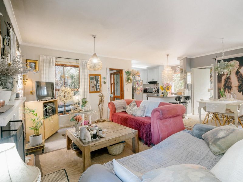 Character and Charm! - Sole Mandate - Photo 6