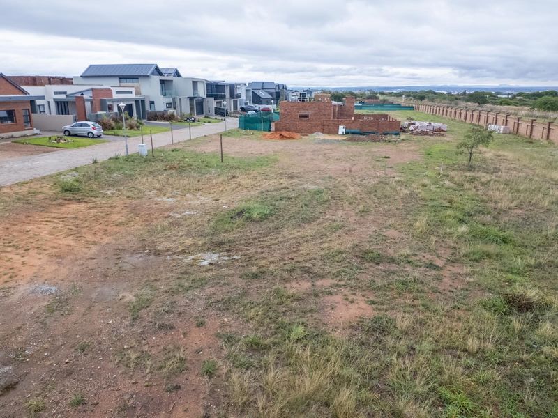 Vacant stand plus building package available! - Photo 4