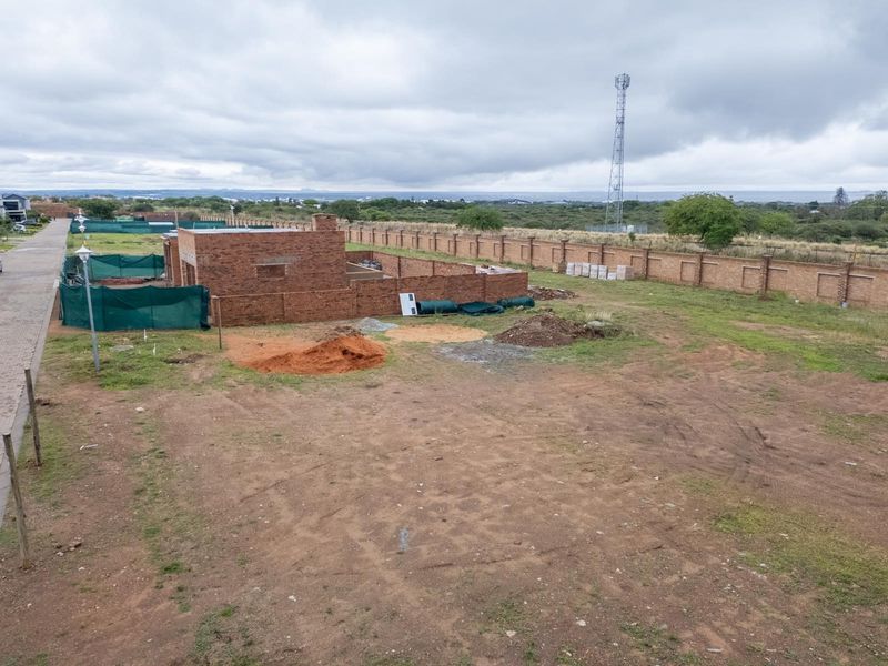 Vacant stand plus building package available! - Photo 6