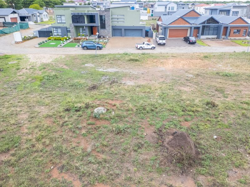 Vacant stand plus building package available! - Photo 2