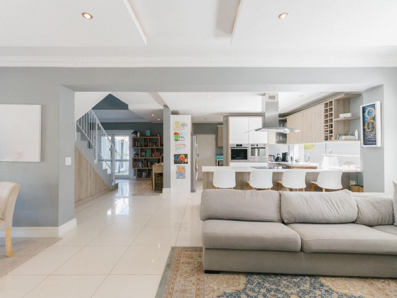 Modern Luxury in Avalon Estate - Photo 7