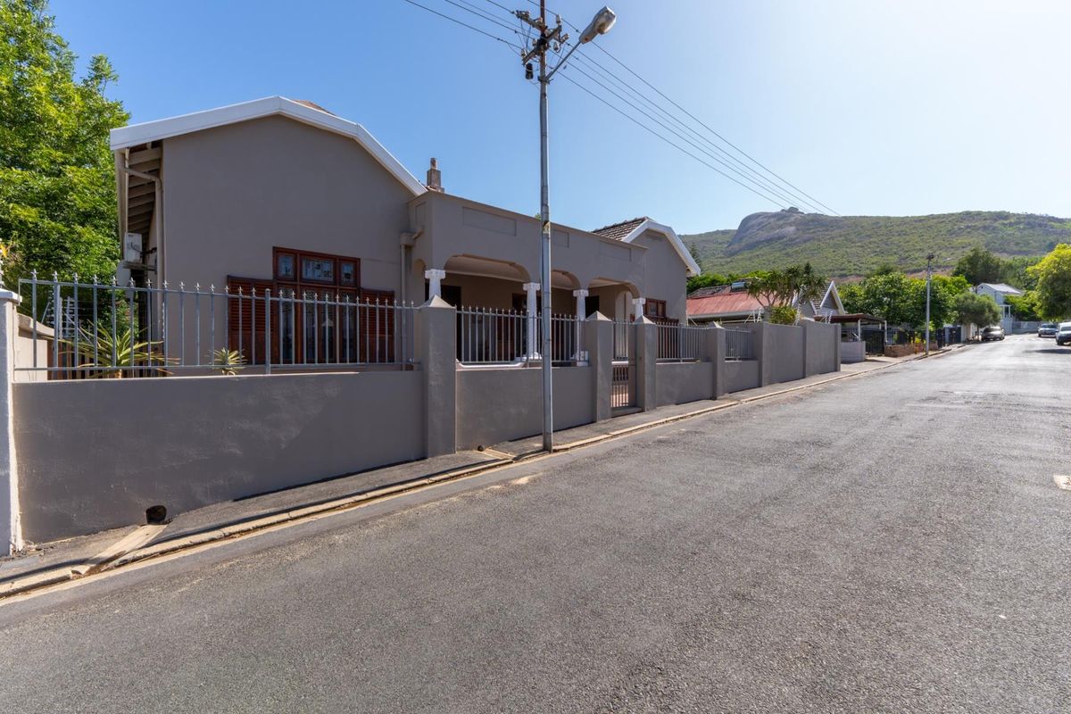 Charming Character Home with Endless Potential - Photo 3