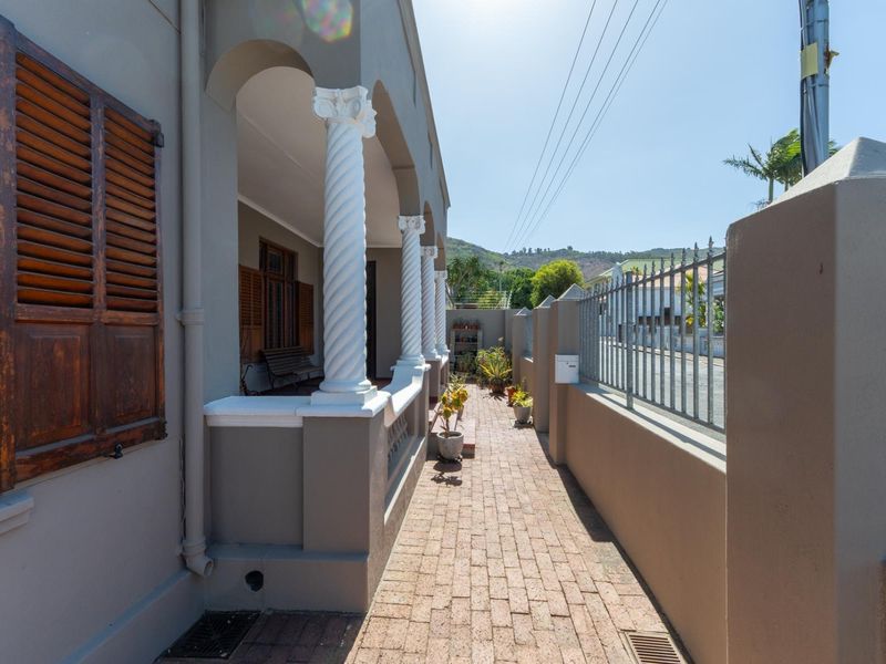 Charming Character Home with Endless Potential - Photo 7