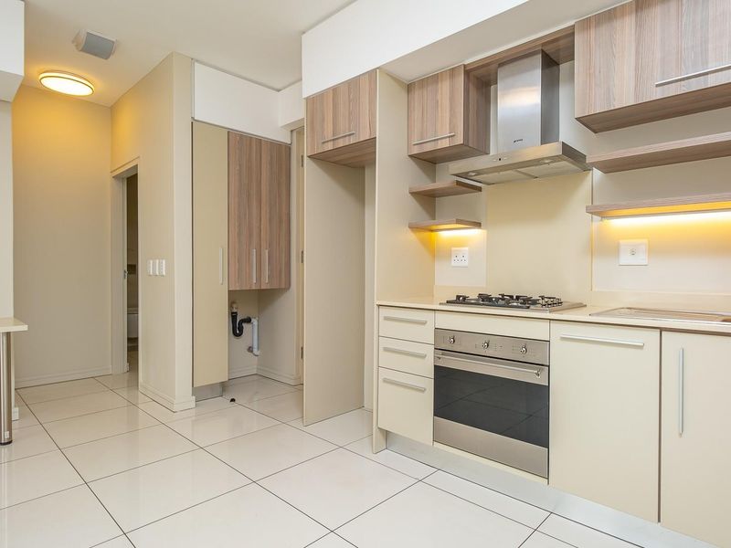 2-Bedrooms apartment in Rosebank CBD with amazing views! - Photo 4