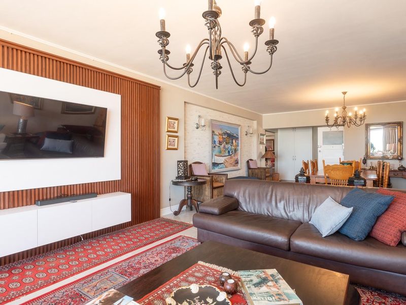 Fully Furnished Two Bedroom Beachfront Apartment - Strand - Photo 5