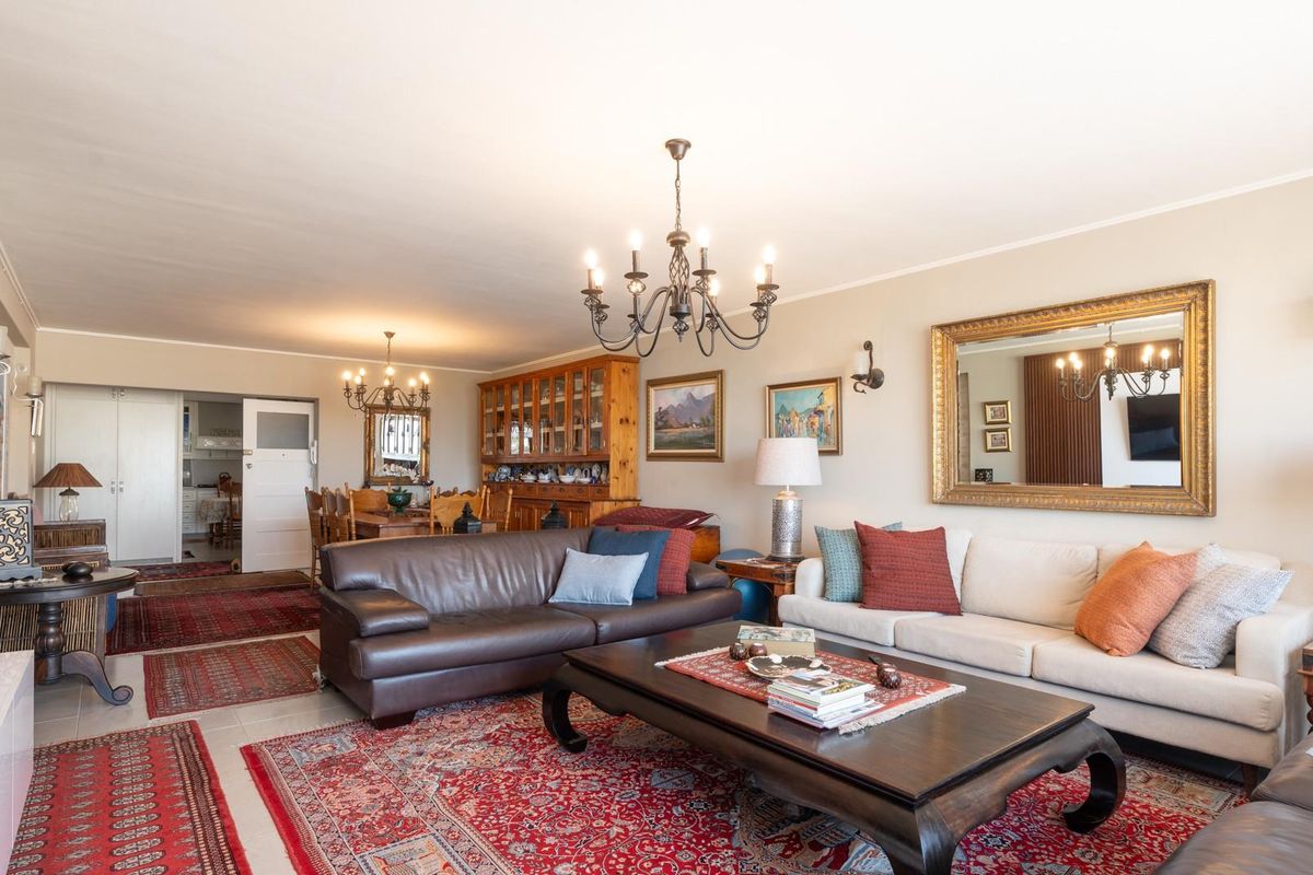 Fully Furnished Two Bedroom Beachfront Apartment - Strand - Photo 4