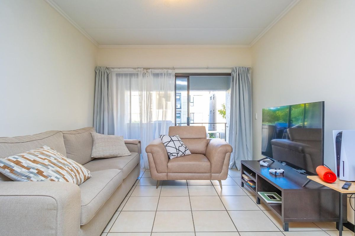 Modern 2-Bedroom Apartment in Antigua - Ideal Lock-Up-and-Go Living - Photo 2