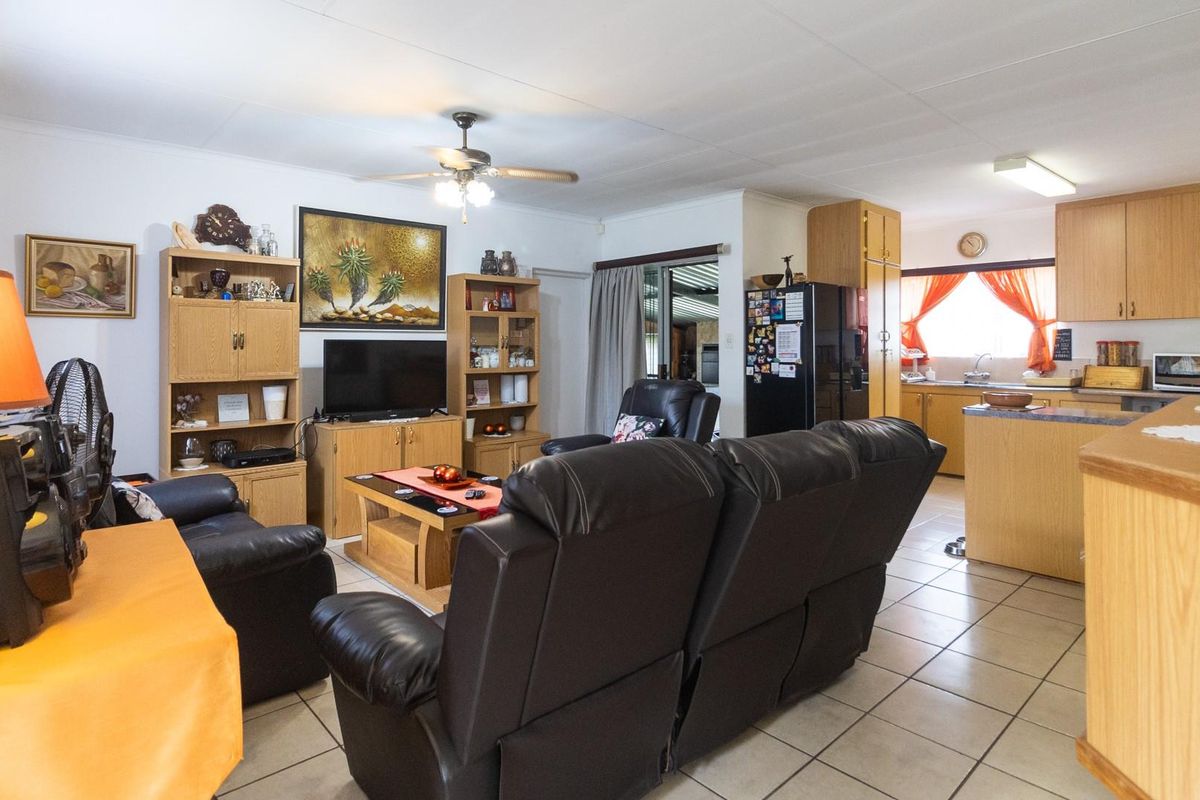 A Home Designed for Relaxed Living and Entertaining - Photo 4