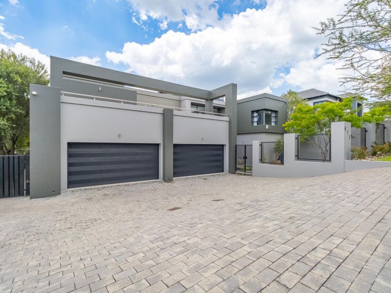 We are proud to present this home on a Sole and Exclusive Mandate - Photo 3