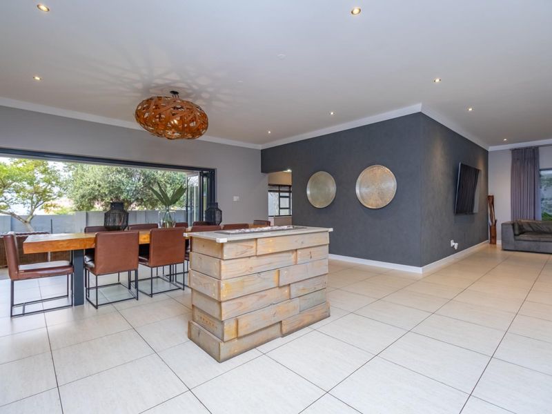 We are proud to present this home on a Sole and Exclusive Mandate - Photo 7