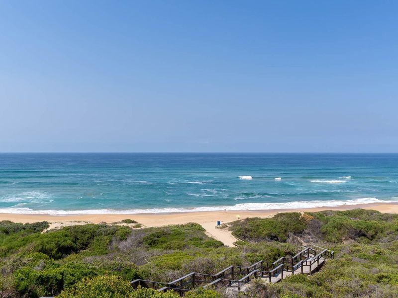 Ideal for investment or holiday home walking distance to the beach - Photo 1