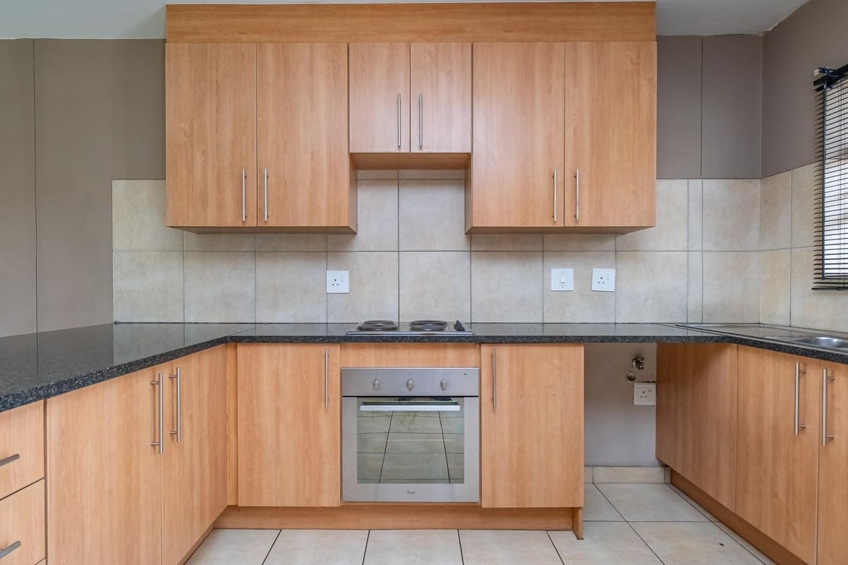 Just Lock Up and Go!!! - Photo 3