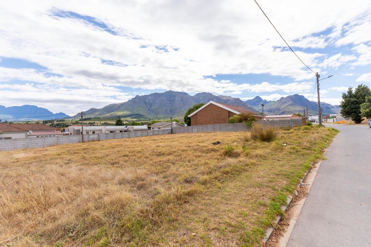 Prime North-Sloping Vacant Land with Breathtaking Mountain Views! - Photo 2