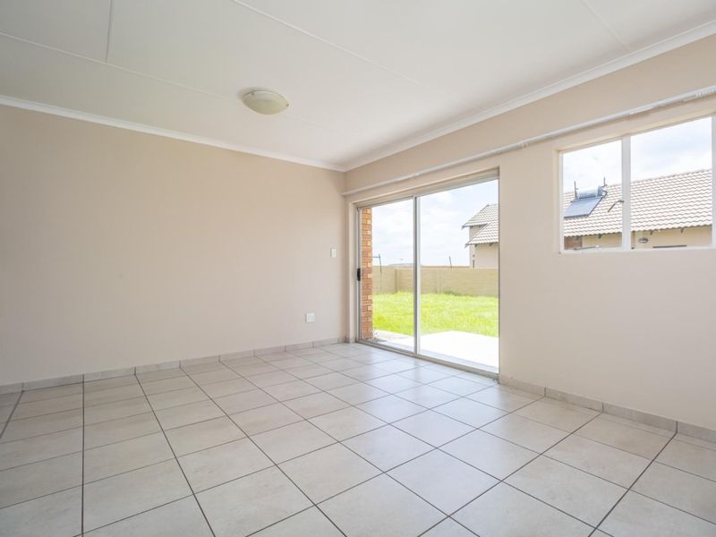 Waterkloof Hills Estate- Secure and Spacious Homes - Photo 5