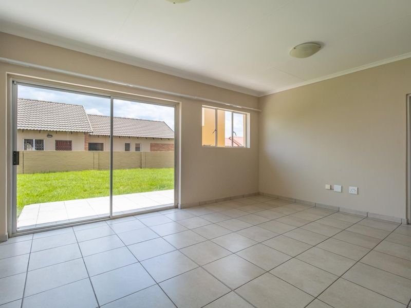 Waterkloof Hills Estate- Secure and Spacious Homes - Photo 8