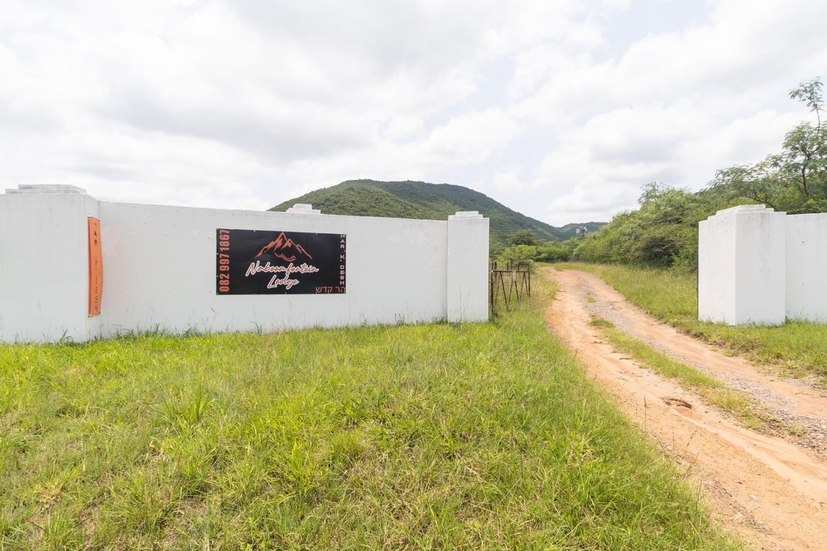 Exceptional 70ha Multi-Purpose Farm on the R101 near Mokopane. - Photo 2