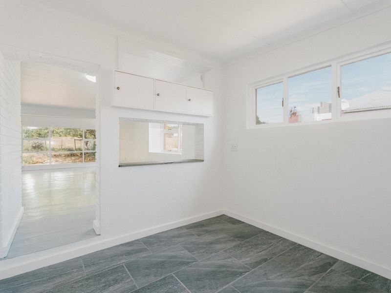 Newly Renovated 4 bedroomed Country Home with River Frontage | Napier, Overberg - Photo 10