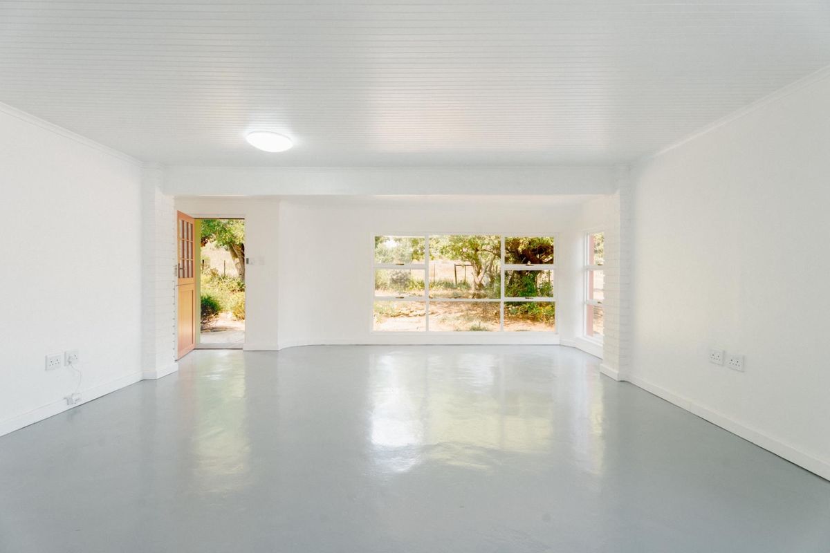 Newly Renovated 4 bedroomed Country Home with River Frontage | Napier, Overberg - Photo 5