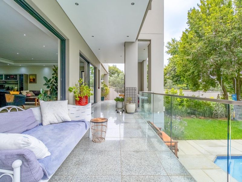 An Exceptional Sandton Masterpiece of Distinction - Photo 4