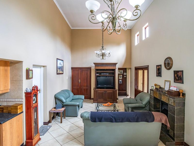 A Taste of Tuscany: Timeless Elegance in the Heart of Montana Park - Photo 9