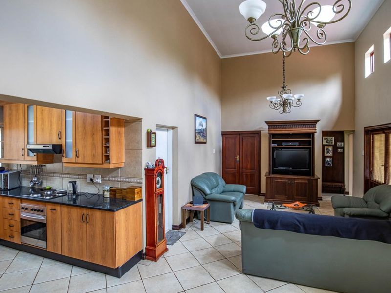 A Taste of Tuscany: Timeless Elegance in the Heart of Montana Park - Photo 10