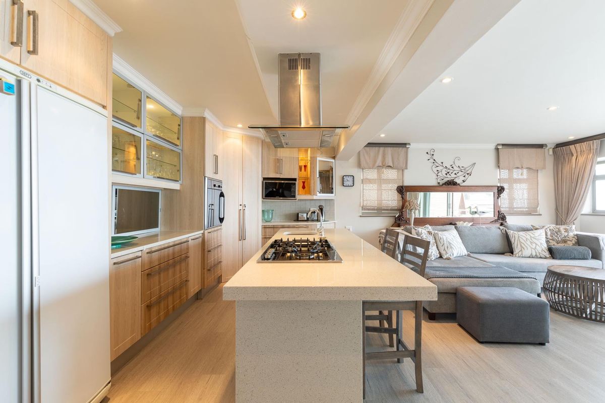 Oceanfront elegance with spectacular ocean views and prime income potential. - Photo 5