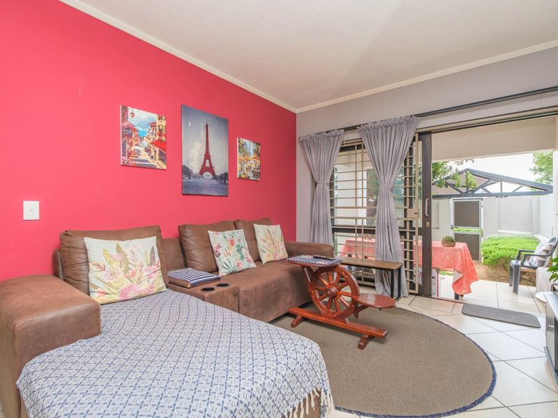 1 Bedroom Pet-friendly Garden Apartment! - Photo 7