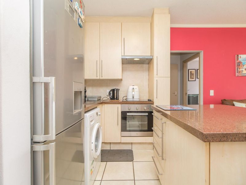 1 Bedroom Pet-friendly Garden Apartment! - Photo 3