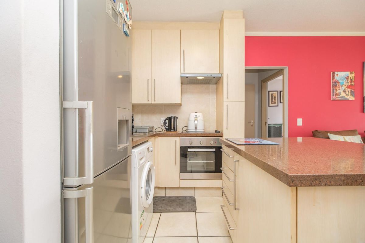 1 Bedroom Pet-friendly Garden Apartment! - Photo 3