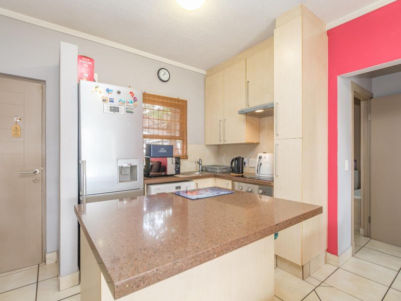 1 Bedroom Pet-friendly Garden Apartment! - Photo 4