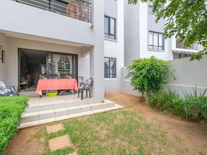 1 Bedroom Pet-friendly Garden Apartment! - Photo 1