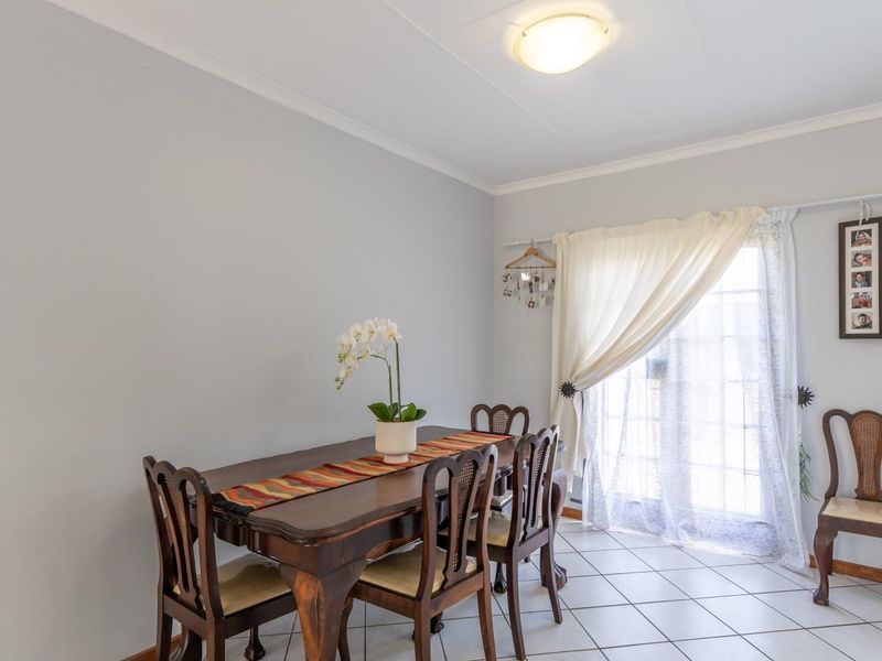 House For Sale in Heather Park George - Photo 7