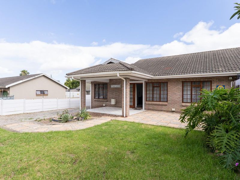 House For Sale in Heather Park George - Photo 1